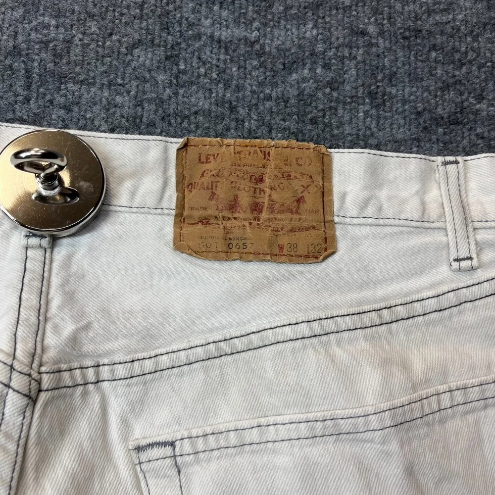 VTG Levi's 501 0657 Jeans Men's White Denim Classic Button Fly 37X29.5 - Flaws